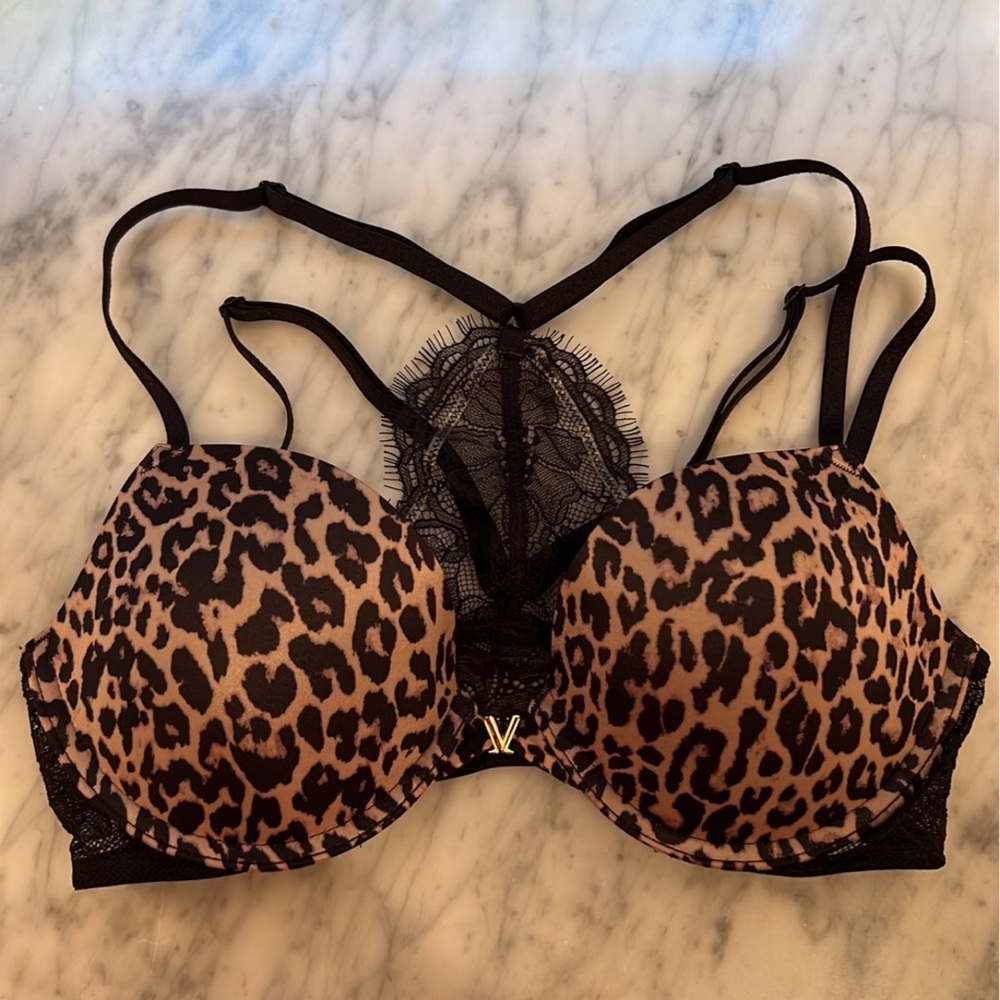 Victoria’s Secret Very Sexy Push-up bra
